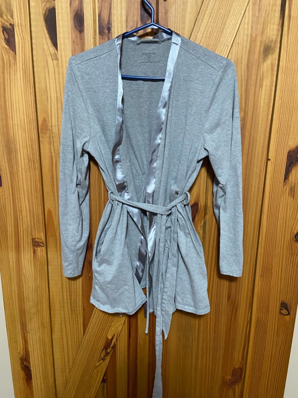 Motherhood Maternity Light Grey Knit Robe with Satin Trim, pockets size large